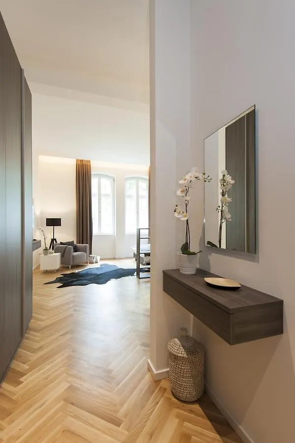 Srs Apartments Munchen